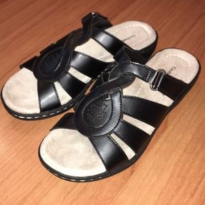Croft & Barrow Dwelling Sandals